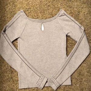 Gray Hollister top